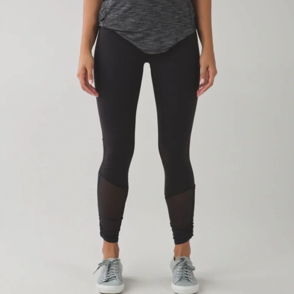 Lululemon Sweaty Endeavor Full-On Leon Ruched Mesh Leggings - Picture 9 of 10